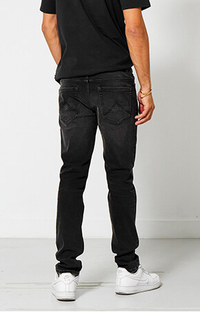 Slim fit jeans Regular waist Black