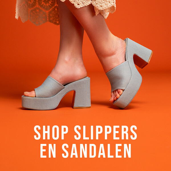 Slippers & sandalen