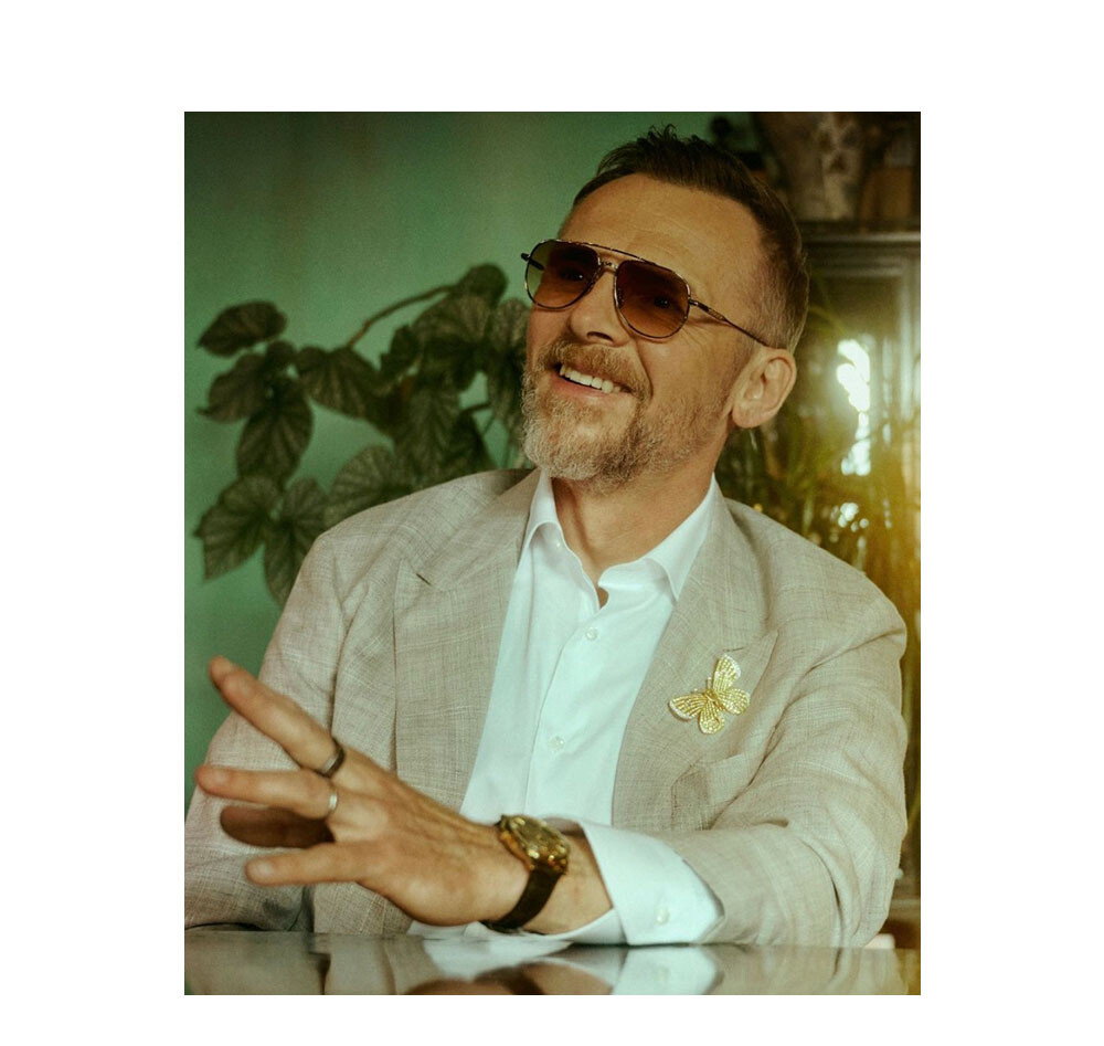 Actor Simon Pegg wearing The Idol Aviator Sunglass in Gun Metal.