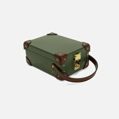 An Image of Cutler and Gross x  Globe-Trotter Collectors Case in Knightsbridge Green