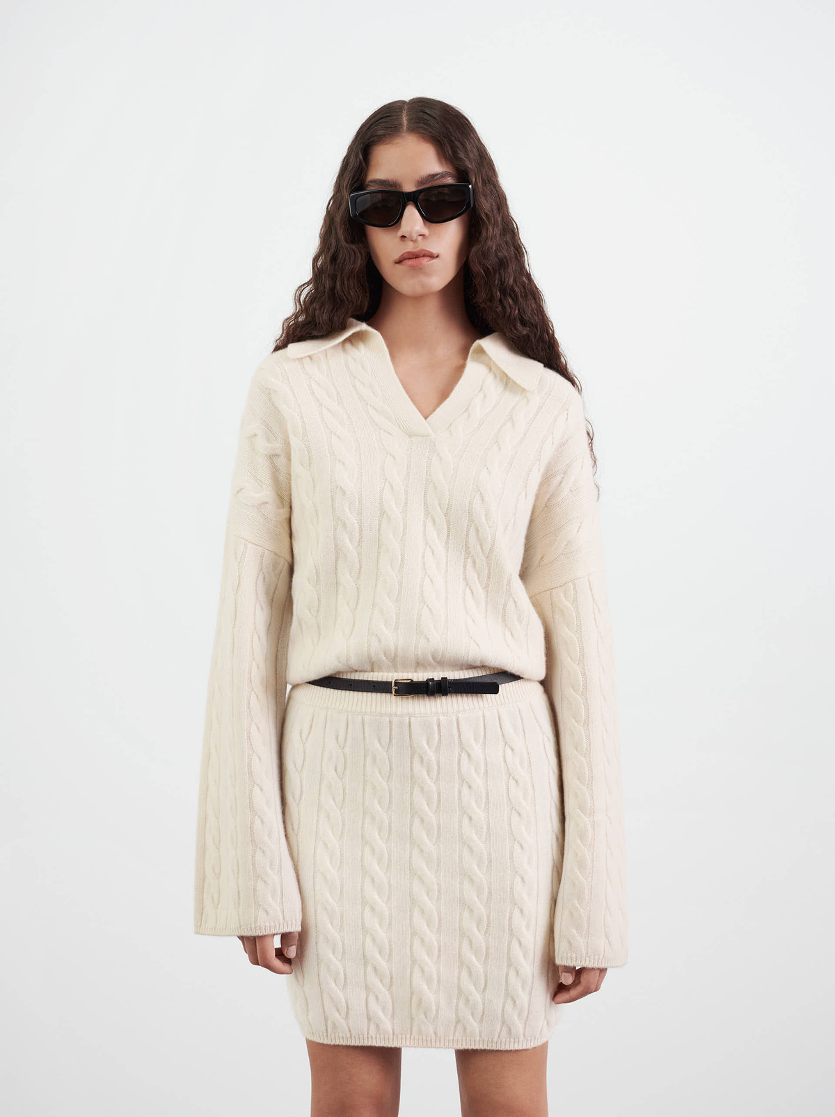 Explore new in Cable Knit Set Soft Goat